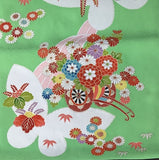 7723: flower cart closeup