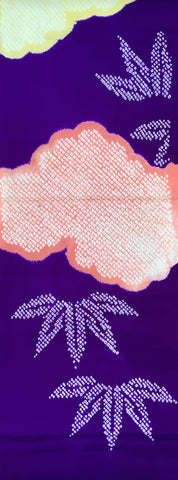 7599: 1960s Japanese Kimono Silk, 55in.