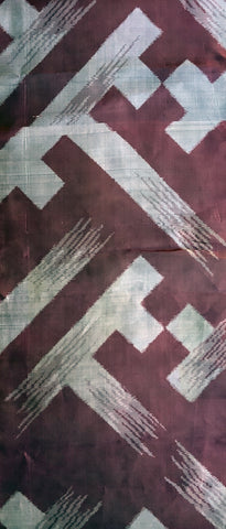 7122: 1930s Gauze Silk Meisen, long view