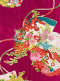 7521: 1930s Japanese silk, close fans,flower