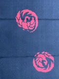 7932: 1950s Japan Meisen Silk, mid view closeup