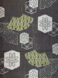 81202:1960s Mud Ohshima Tsumugi closeup: fans kikko tortoise, floral diamond middle view